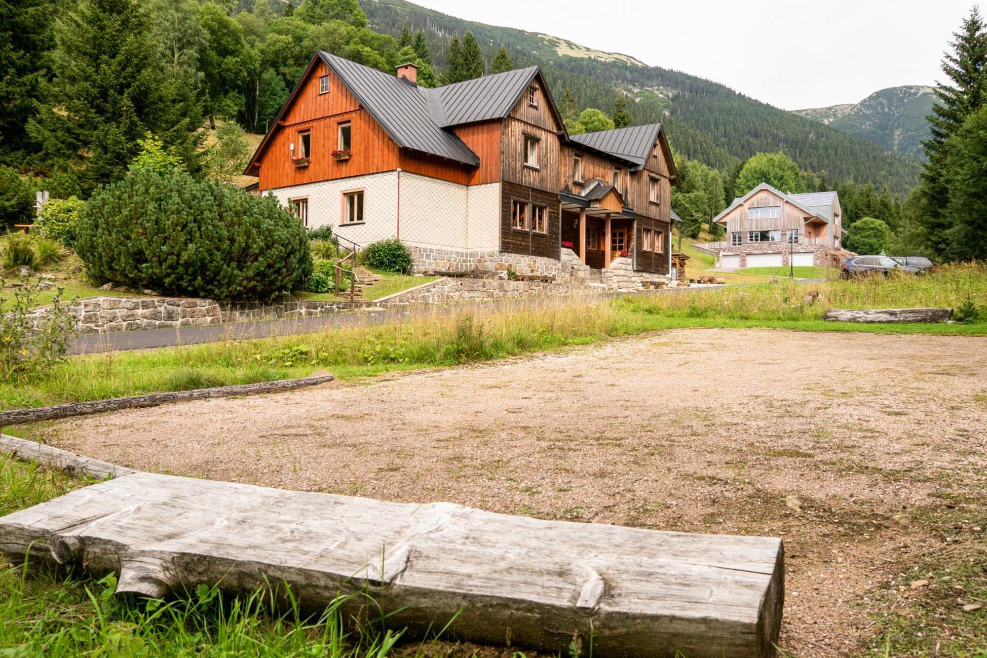 Pension Erban Špindlerŭv Mlýn Dış mekan fotoğraf